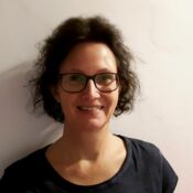 Katrin Apitz - Heilpraktikerin für Psychotherapie, Systemische Beraterin (DGSF) und gelernte Erzieherin